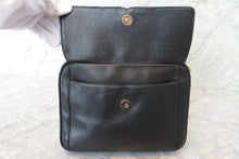 Load image into Gallery viewer, CHANEL CC mark chain shoulder bag Caviar skin Black/Gold hadware Shoulder bag 700090127

