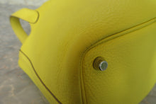 Load image into Gallery viewer, HERMES PICOTIN LOCK PM Clemence leather Lime Y Engraving Hand bag 600120016
