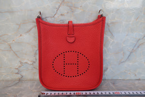 HERMES／エルメス エブリンTPM トリヨンクレマンス ルージュクー D刻印 ショルダーバッグ 700100105