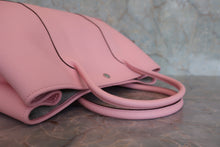 将图片加载到图库查看器，HERMES  GARDEN PARTY PM Country leather Rose sakura T刻印 Tote bag 800080010
