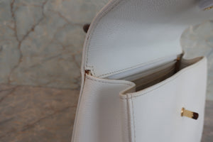 CHANEL/シャネル 台形ハンドバッグ キャビアスキン/プラスチック ホワイト/ゴールド金具 ハンドバッグ 500050069