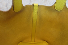 Load image into Gallery viewer, HERMES PICOTIN LOCK PM Clemence leather Lime Y Engraving Hand bag 600120016
