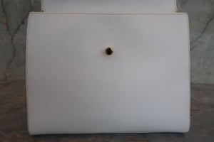 CHANEL/シャネル 台形ハンドバッグ キャビアスキン/プラスチック ホワイト/ゴールド金具 ハンドバッグ 500050069