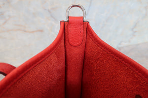 HERMES／エルメス エブリンTPM トリヨンクレマンス ルージュクー D刻印 ショルダーバッグ 700100105