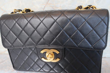 Load image into Gallery viewer, CHANEL Medium Matelasse single flap chain shoulder bag Lambskin Black/Gold hadware Shoulder bag 700100072
