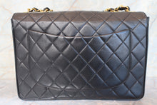 Load image into Gallery viewer, CHANEL Medium Matelasse single flap chain shoulder bag Lambskin Black/Gold hadware Shoulder bag 700100072
