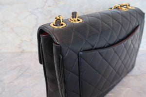 CHANEL Medium Matelasse single flap chain shoulder bag Lambskin Black/Gold hadware Shoulder bag 700100072