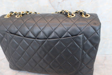 将图片加载到图库查看器，CHANEL/香奈儿 大号CF 单盖 链条包 羊皮 Black/Gold hadware(黑色/金色金属) 肩背包 600060188
