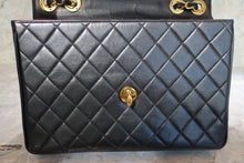 Load image into Gallery viewer, CHANEL Medium Matelasse single flap chain shoulder bag Lambskin Black/Gold hadware Shoulder bag 700100072
