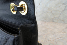 Load image into Gallery viewer, CHANEL Medium Matelasse single flap chain shoulder bag Caviar skin Black/Gold hadware Shoulder bag 700090070
