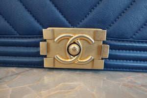 CHANEL/シャネル ボーイシャネル チェーンショルダーバッグ ラムスキン ブルー/ゴールド金具 ショルダーバッグ 700060242