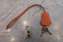 將圖片載入圖庫檢視器 HERMES／エルメス バーキン30 トゴ オレンジ □K刻印 ハンドバッグ 700060305
