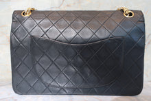 Load image into Gallery viewer, CHANEL Matelasse double flap chain shoulder bag Lambskin Black/Gold hadware Shoulder bag 700100073
