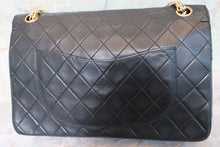 Load image into Gallery viewer, CHANEL Matelasse double flap chain shoulder bag Lambskin Black/Gold hadware Shoulder bag 700100073
