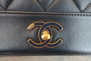 CHANEL/シャネル チェーンショルダーバッグ ラムスキン ネイビー/ゴールド金具 ショルダーバッグ 700050006