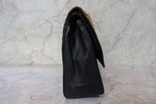 Load image into Gallery viewer, CHANEL Matelasse double flap chain shoulder bag Lambskin Black/Gold hadware Shoulder bag 700100073
