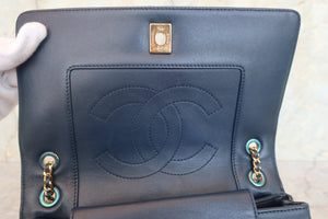 CHANEL/シャネル チェーンショルダーバッグ ラムスキン ネイビー/ゴールド金具 ショルダーバッグ 700050006