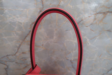 Load image into Gallery viewer, HERMES LINDY 26 Evercolor leather Rose azalee A Engraving Shoulder bag 700070292
