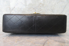 Load image into Gallery viewer, CHANEL Medium Matelasse single flap chain shoulder bag Lambskin Black/Gold hadware Shoulder bag 700090125
