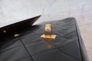 CHANEL Matelasse double flap chain shoulder bag Lambskin Black/Gold hadware Shoulder bag 700100073