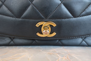 CHANEL  Diana matelasse chain shoulder bag Lambskin Black/Gold hadware Shoulder bag 700060307