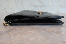 将图片加载到图库查看器，CHANEL/香奈儿 CF 按压锁 链条包 羊皮 Black/Gold hadware(黑色/金色金属) 肩背包 800060031
