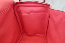 Load image into Gallery viewer, HERMES LINDY 26 Evercolor leather Rose azalee A Engraving Shoulder bag 700070292
