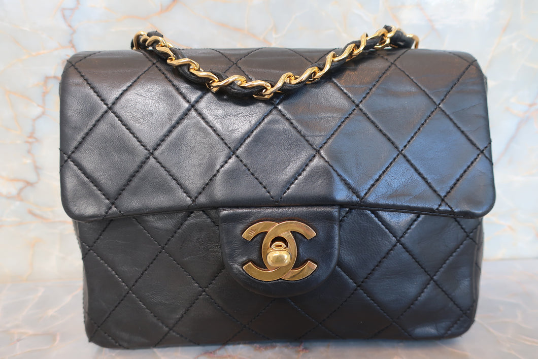 CHANEL Mini Matelasse single flap chain shoulder bag Lambskin Black/Gold hadware Shoulder bag 700100082