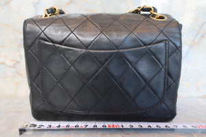 CHANEL Mini Matelasse single flap chain shoulder bag Lambskin Black/Gold hadware Shoulder bag 700100082