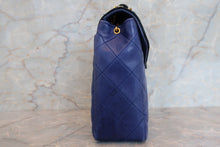 Load image into Gallery viewer, CHANEL Matelasse chain shoulder bag Lambskin/Satin Black/Blue/Gold hadware Shoulder bag 700030076
