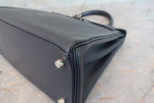 将图片加载到图库查看器，HERMES KELLY 28 Evergrain leather Blue Indigo □I刻印 Shoulder bag 700070290
