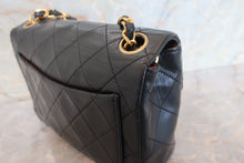 Load image into Gallery viewer, CHANEL Mini Matelasse single flap chain shoulder bag Lambskin Black/Gold hadware Shoulder bag 700100082
