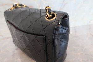 CHANEL Mini Matelasse single flap chain shoulder bag Lambskin Black/Gold hadware Shoulder bag 700100082