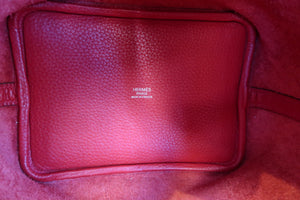 HERMES PICOTIN LOCK PM Clemence leather Rouge casaque C刻印 Hand bag 500110004