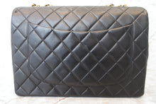 Load image into Gallery viewer, CHANEL Medium Matelasse single flap chain shoulder bag Lambskin Black/Gold hadware Shoulder bag 700090123
