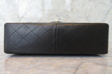 Load image into Gallery viewer, CHANEL Medium Matelasse single flap chain shoulder bag Lambskin Black/Gold hadware Shoulder bag 700090123
