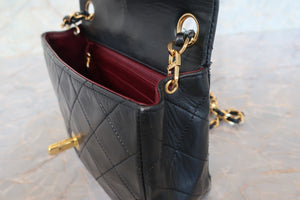 CHANEL Mini Matelasse single flap chain shoulder bag Lambskin Black/Gold hadware Shoulder bag 700100082