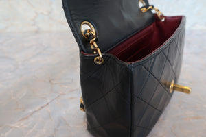 CHANEL Mini Matelasse single flap chain shoulder bag Lambskin Black/Gold hadware Shoulder bag 700100082