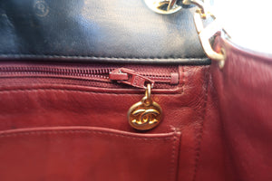 CHANEL Mini Matelasse single flap chain shoulder bag Lambskin Black/Gold hadware Shoulder bag 700100082