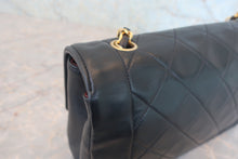 Load image into Gallery viewer, CHANEL  Diana matelasse chain shoulder bag Lambskin Black/Gold hadware Shoulder bag 800030130

