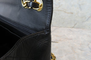 CHANEL Medium Matelasse single flap chain shoulder bag Lambskin Black/Gold hadware Shoulder bag 700090123