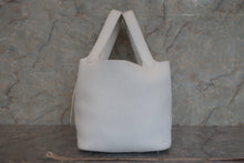 将图片加载到图库查看器，HERMES PICOTIN LOCK MM Clemence leather White X刻印 Hand bag 600100111
