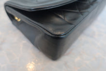 Load image into Gallery viewer, CHANEL  Diana matelasse chain shoulder bag Lambskin Black/Gold hadware Shoulder bag 800030130
