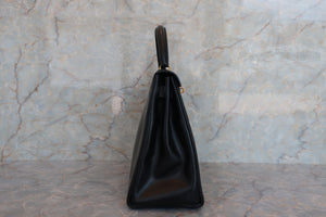 HERMES KELLY 28 Box carf leather Black  〇M刻印 Hand bag 700060301