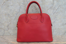 Load image into Gallery viewer, HERMES BOLIDE 35 Graine Couchevel leather Rouge vif 〇U Engraving Shoulder bag 600120003
