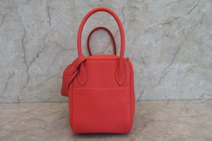 HERMES／エルメス リンディ26 トリヨンクレマンス ルージュピヴォワンヌ T刻印 ショルダーバッグ 700050250
