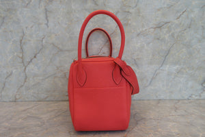 HERMES／エルメス リンディ26 トリヨンクレマンス ルージュピヴォワンヌ T刻印 ショルダーバッグ 700050250