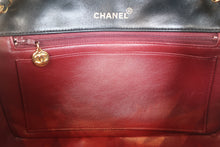 Load image into Gallery viewer, CHANEL  Diana matelasse chain shoulder bag Lambskin Black/Gold hadware Shoulder bag 800030130
