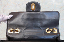 Load image into Gallery viewer, CHANEL Medium Matelasse single flap chain shoulder bag Lambskin Black/Gold hadware Shoulder bag 700100071
