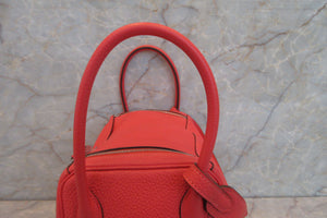 HERMES／エルメス リンディ26 トリヨンクレマンス ルージュピヴォワンヌ T刻印 ショルダーバッグ 700050250